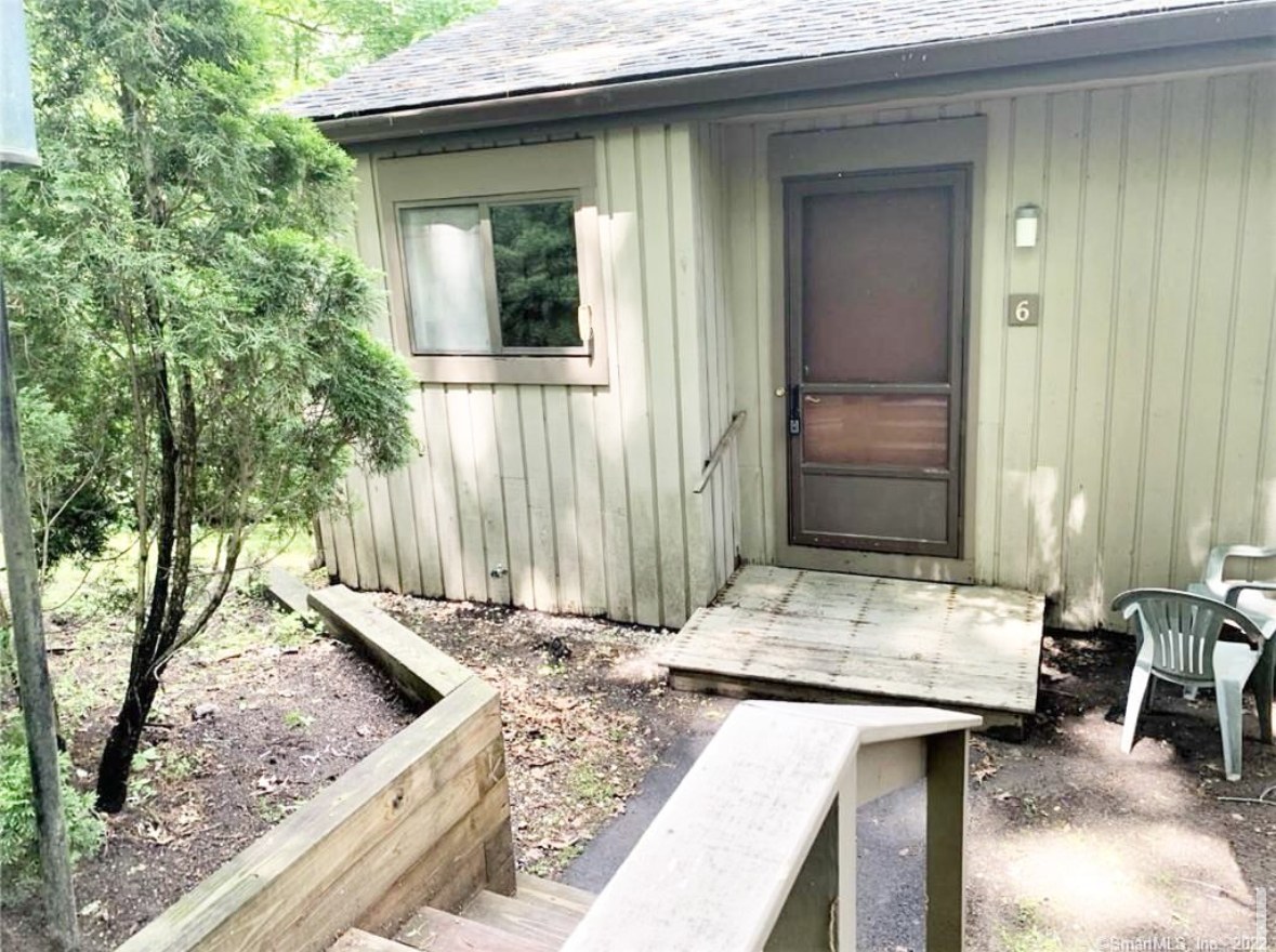A Bridge, Not a Bailout, Connecticut: the home Ragnar Real Estate helped this family keep or move on from